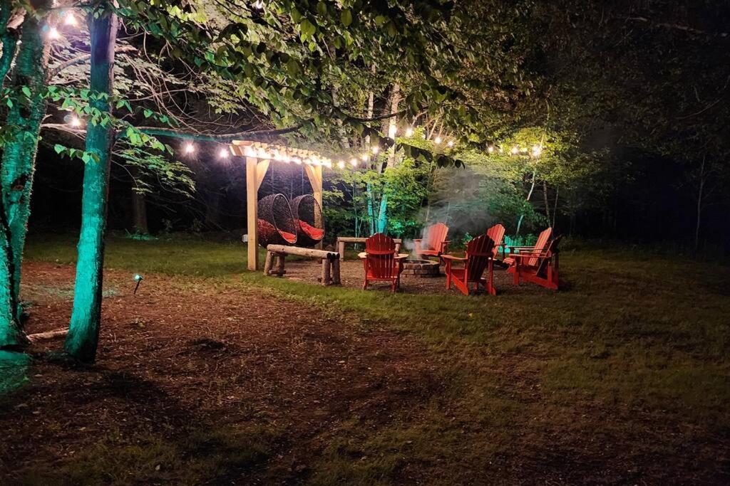 Mountain Blue Vista - Luxury Retreat Near Ski Resorts With Pond, Firepit And Hot Tub วินแดม ภายนอก รูปภาพ